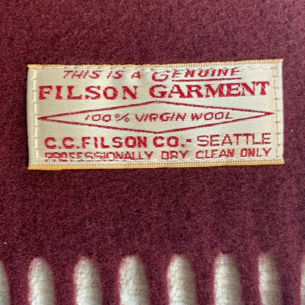 Filson virgin wool scarf deep maroon/burgundy